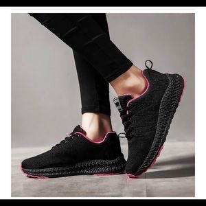 Omegawalk ultralight walking and running shoe